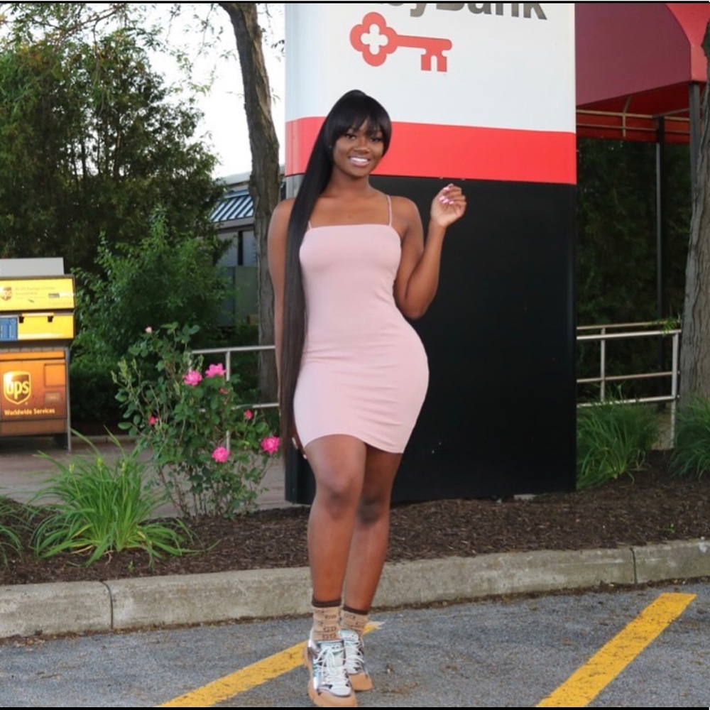 Pink body con dress